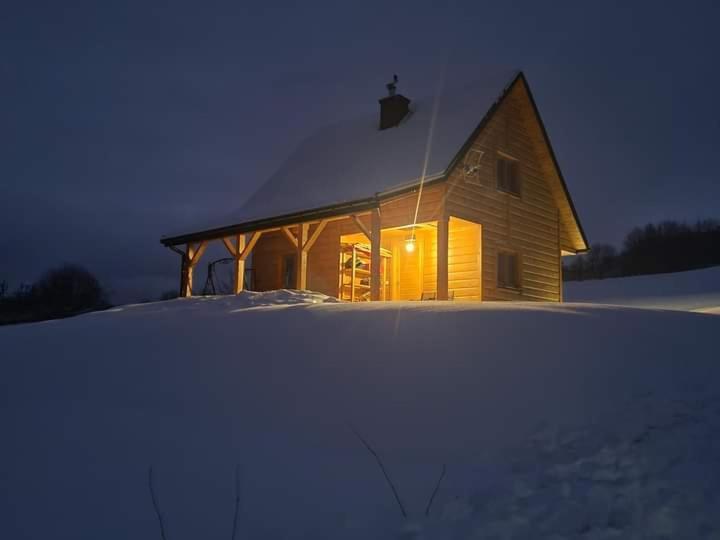 Domek W Swiatkowej Krempna Habitación foto